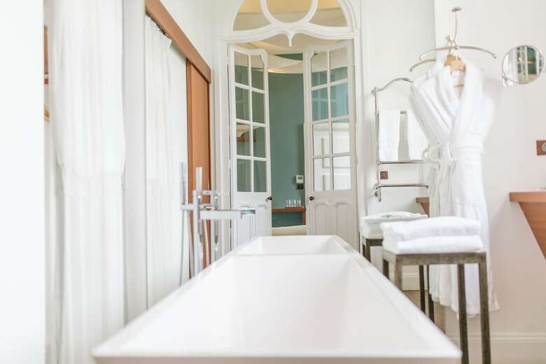 Hostal La Course