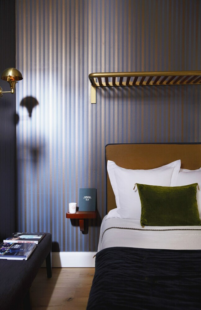 Hostal La Course