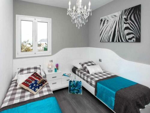 Coral Bay Beachfront Apartment By Vacanzy Collection