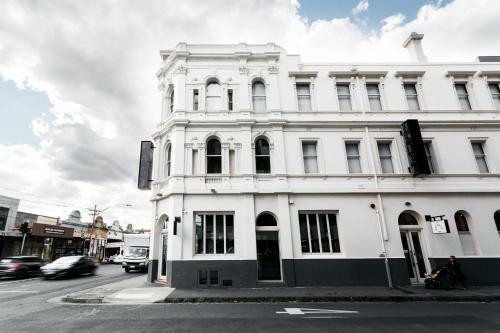 East Brunswick Hotel