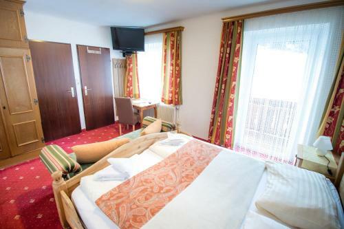 Posada Gasthof Zum Hammer
