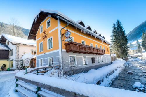 Posada Gasthof Zum Hammer