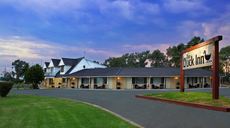 Motel The Duck Inn Apartments