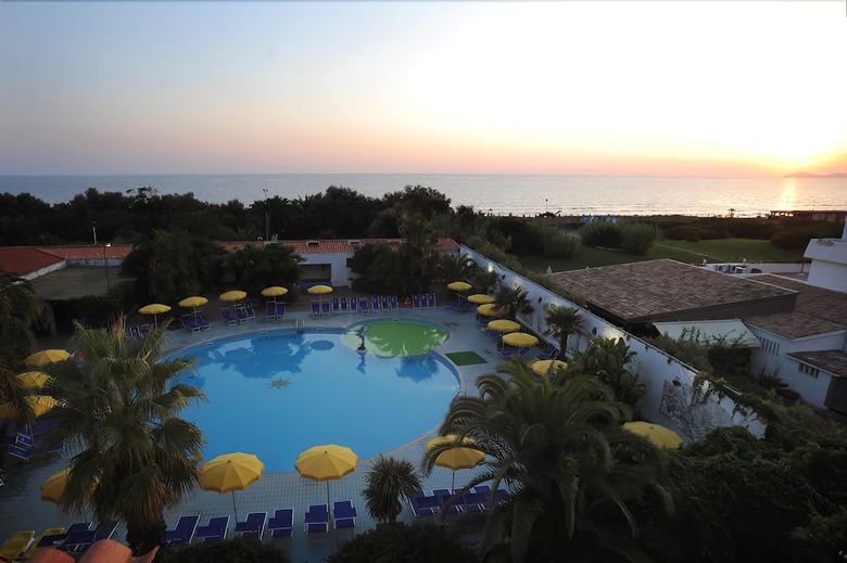 Hotel Marina Club