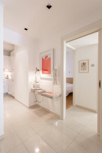 Two-bedroom Apartment Kolonaki