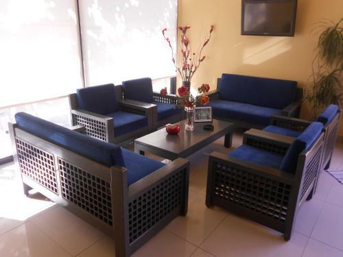 Aparthotel Golden Sand Suites
