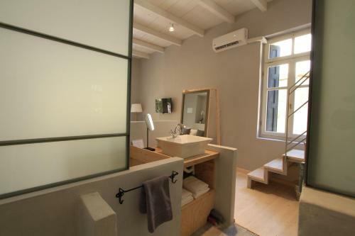 Hostal Fagotto Art Residences