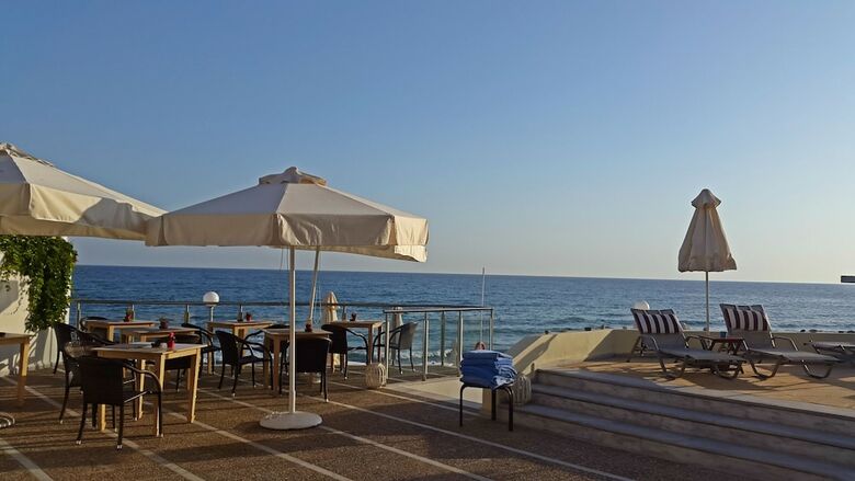 Filoxenia Beach Hotel