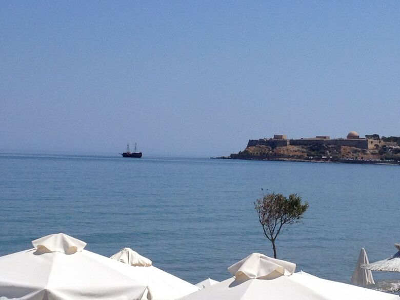 Filoxenia Beach Hotel