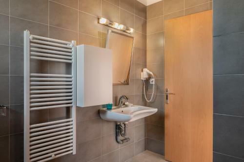 Androulakis Apartments