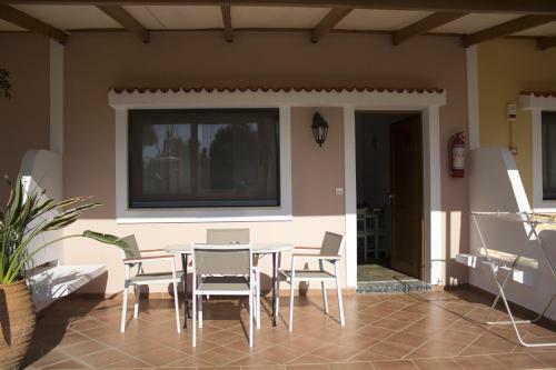 Androulakis Apartments