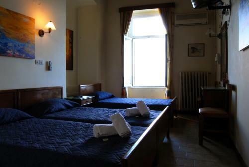 Hostal Gythion Traditional Hotel
