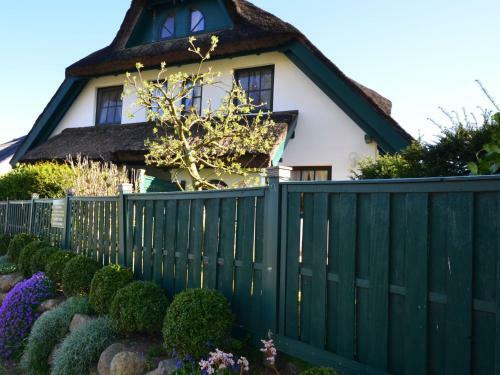 Holiday Home Boddenstrasse.7