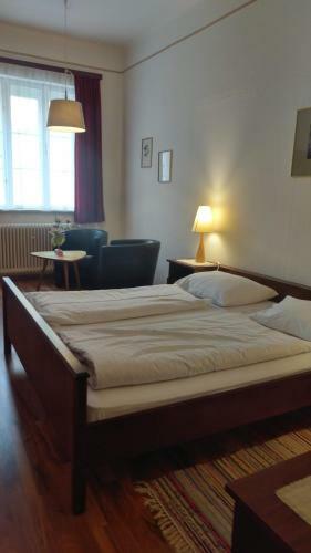 Posada Gasthof Zum Gr�nen Baum