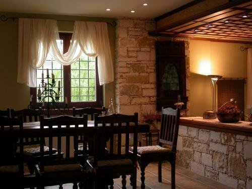 Hostal Guesthouse Kalosorisma