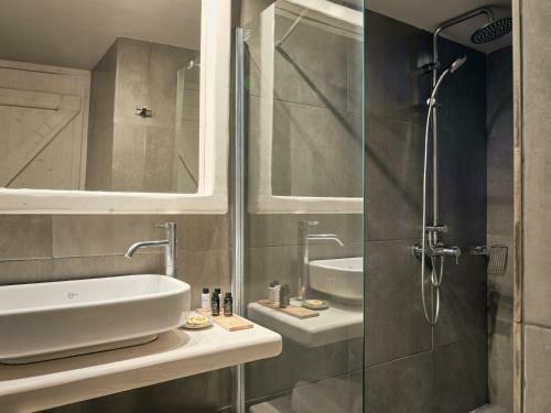 Ionian Hill Hotel