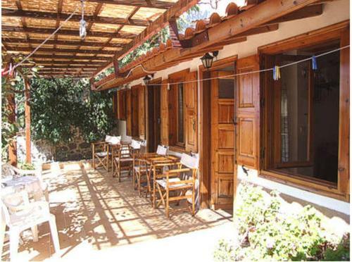 Apartamentos Lela Kaptani Eftalou Olive Grove