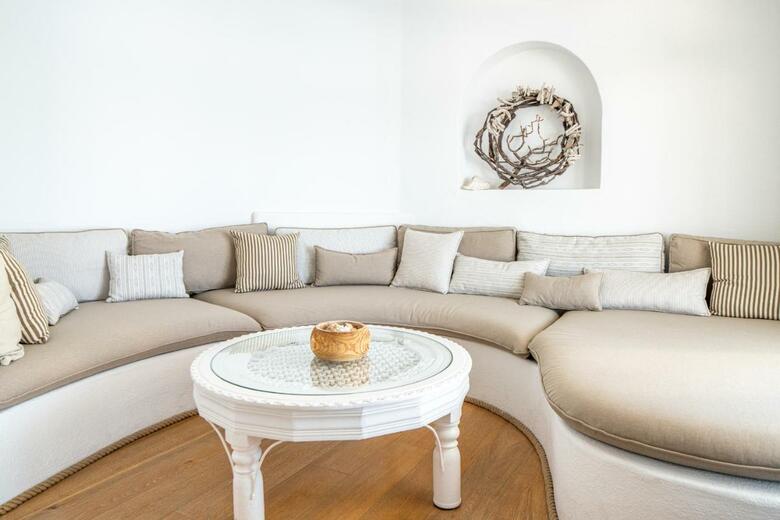Ode Villa