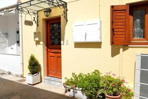 Ifigenia Apartments