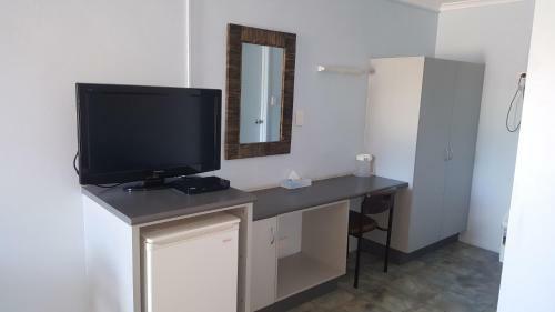 Queens Beach Hotel