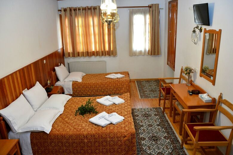 Hotel Adonis