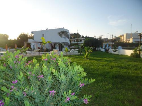 Eleni's Apartments