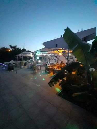 Eleni's Apartments