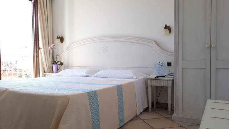 Hotel Castello Di Tavolara