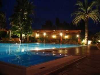 Redebora Hotel