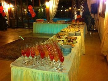 Redebora Hotel