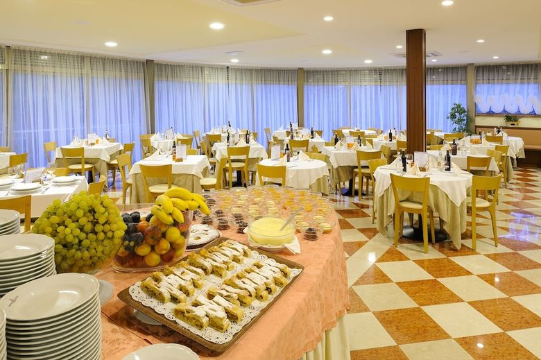 Club Hotel La Vela