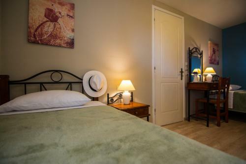 Irilena Studios And Apartments