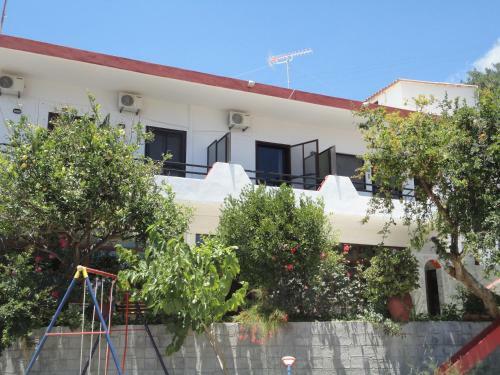 Hostal Archontika Apartments