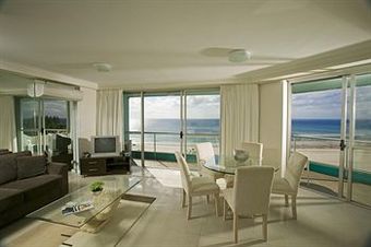 Hotel Ocean Plaza Resort