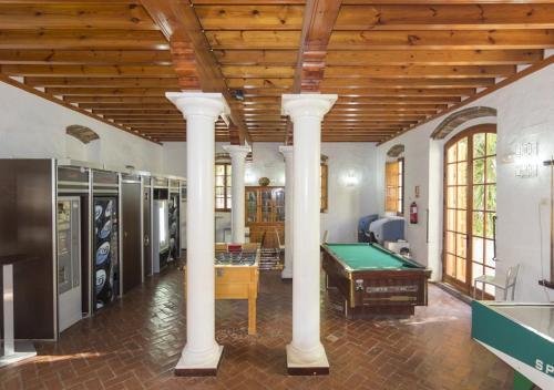 Albergue Inturjoven El Bosque