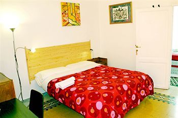Bed & Breakfast Galilei Guest House