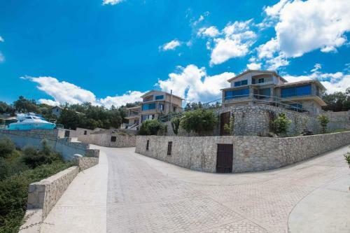 Villa Silencio Luxury Homes
