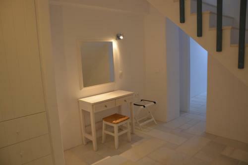 White Blue Houses & Apartments Paros