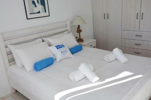 White Blue Houses & Apartments Paros