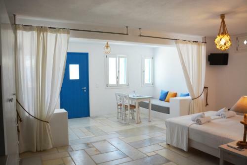 White Blue Houses & Apartments Paros