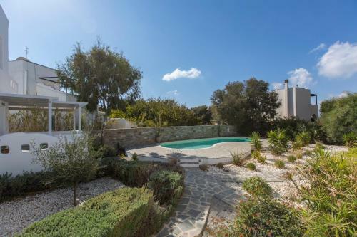 Xenias Home