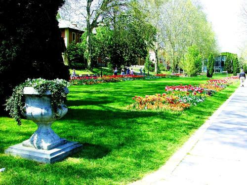 Hostal H�v�z Villa Familia