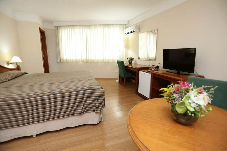 Hotel Four Plus Trianon Paulista