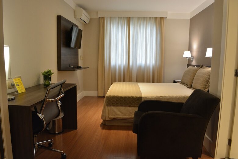 Hotel Four Plus Trianon Paulista