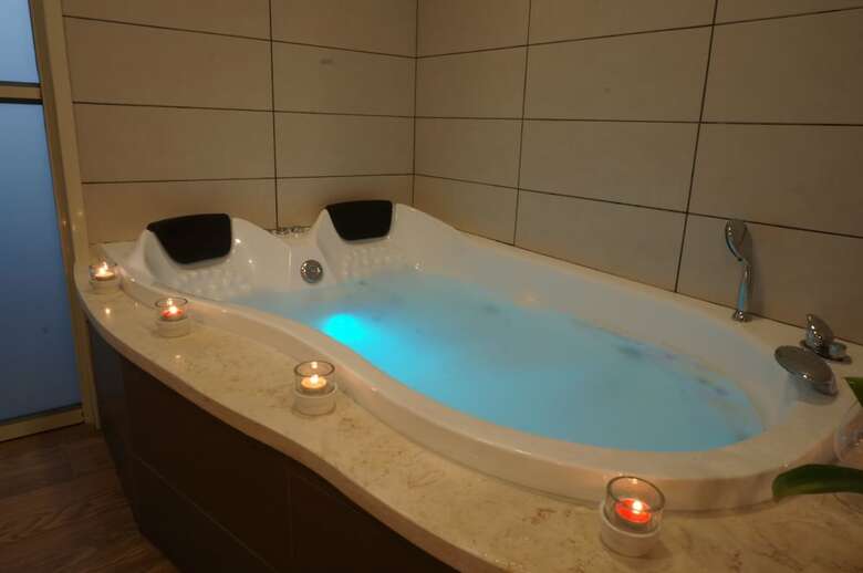 Hotel Kinneret Village