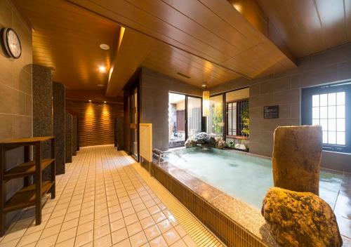Hotel Dormy Inn Premium Tokyo Kodenmacho