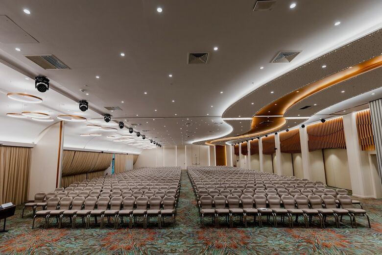 Hotel Holiday Inn Skopje