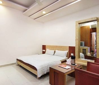 Hotel Mandakini Plaza, Kanpur