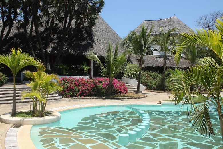 Hotel Lily Palm Resort