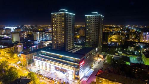 Apartamento Bishkek Park Residence